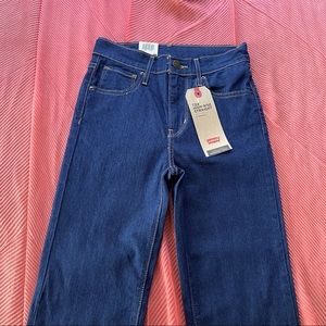 Levi’s sculpt jeans